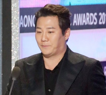 윤민수, 가수 벤과 불화설 잠식... 