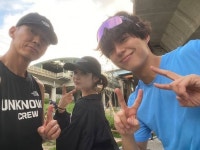 '어도어와 법정공방' 뉴진스 다니엘, 박보검·션과 뜻밖의 쓰리샷으로 근황 전했다