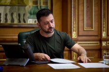 병력 부족해 60대 이상 고령층까지 입대시키는 우크라이나 상황