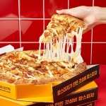 맘스터치가 낳은 맘스피자, 1년 만에 폭풍성장... 햄버거+ 치킨+피자 다 먹을 수 있게 했더니