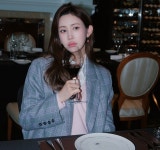 '200억 차익' 이다해, 상하이 럭셔리 호텔 생활 공개... 