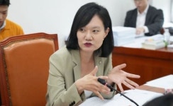 홍대 점령한 日 메이드카페, 사실상 유흥업소?... "실태 점검할 것"