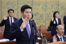 경찰, 유승민 대한체육회장 입건... '인센티브 차명 수령' 의혹