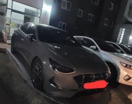 아파트 입구 보행로 점령한 무개념 주차... 주민들 분노