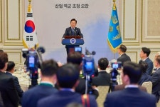 李가네머리터 | 李대통령 "겁주고 수사해도 산재 더 늘어... 일터서 죽는 분 없어야"