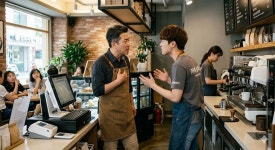 리스크는 사장이, 성과급은 알바가?...대기업 노조 뼈 때린 카페 비유 화제