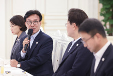 김민석, 李대통령 단독 면담서 