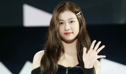 르세라핌 떠난 지 4년... 김가람, 새 프로필 공개하며 배우 활동 본격 시동 걸었다