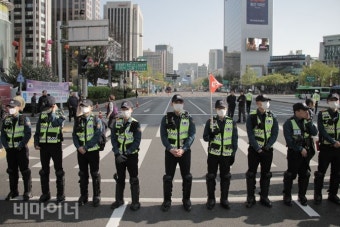 서울 한복판에서 치러진 장애등급제 ‘가짜’ 폐지 장례식
