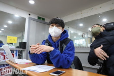 사회주의 대통령 후보 이백윤 만난 장애계, 노동 정책 논의