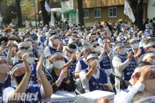 "내가 없어도 네가 평등히 살길" 발달장애인 국가책임제 요구하며 557명 삭발 대표 이미지