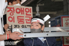 [투쟁결의문] 14년 만에 또다시 삭발합니다 / 오성환