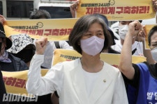 49재 지내는 발달장애인 부모들 "예비 살인자 되고 싶지 않다" 대표 이미지