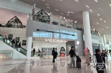 씨제이프레시웨이(주) 인천공항탑승동서편점 | CJ프레시웨이, 인천공항 최대 규모 푸드코트 '고메브릿지 T2 동편점' 오픈