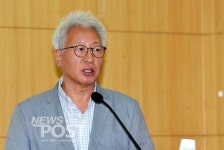 한국당, 박근혜 전 대통령 탈당 권유...불응시 제명