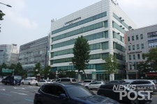 [현장] 거리두기 1단계…활기 찾은 대치동 학원가