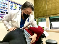 [백세건강-디스크질환]② 윤문식 병원장 환자 97%, 수술 필요 없어