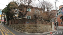 [서대문의 마을버스] ① 거주 공간의 변화사를 엿볼 수 있는 북아현동 주택가 