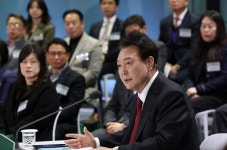 윤 대통령, 울산서 13번째 민생토론회 열어