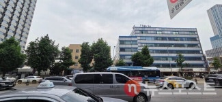 창과 방패의 싸움…포스코·HDC현산, 1兆 용산정비창 놓고 대격전 [재개발 MAP]