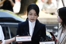 사상 초유 대통령 부부 동시 구속되나...김건희 영장심사 종료