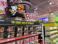 모든 디저트는 여기에…CU, 디저트 특화 편의점 성수디저트파크점 오픈