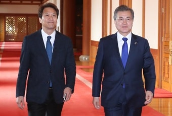 문재인 대통령 남북정상회담 준비위원장에 임종석 비서실장 임명