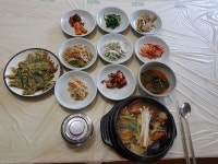 여름맞이 여행 제격 부산 가덕도… 왕바지 눈길
