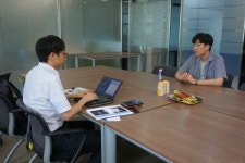 [될성부른 떡잎] 고시생에서 창업자로… 유해성분 정보 플랫폼 버블인 개발한 구진산 인포그린 대표
