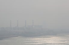 [내일 날씨] 전국 초미세먼지 한때 나쁨 단계… 마스크 필수