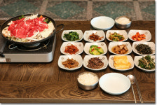 자연과 토속의 맛이 살아 있는 35년 전통의 맛집 임꺽정가든
