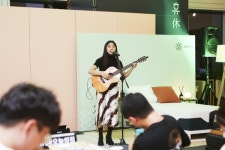 지누스, 2030 직장인 위한 일과 휴 콘서트 성황리 마쳐