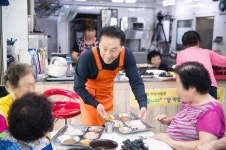 화성시의회, 추석 앞두고 이웃사랑 실천