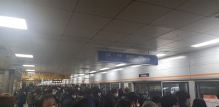 지하철 3호선 정발산역 전동차 고장으로 운행 지연