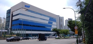 한국콜마, 부진한 화장품 매출…씨제이헬스케어로 극복