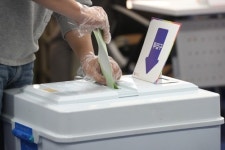 지정된 투표소 아닌 곳에서 투표하겠다 소란피운 60대 입건