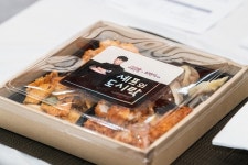 전통시장 죽이는 대형쇼핑몰?...지역 상생 결실 만든다