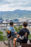 어뮤즈트래블, 가족 여행에 돌봄 서비스가 제공되는 돌봄여행 출시