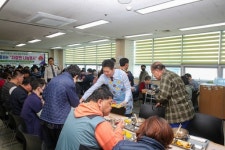 [20일 인천 중구 소식] 중구장애인종합복지관, ‘장애인의 날’ 자장면 나눔 등