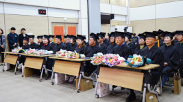 [21일 합천군] 가야면 올해 첫 출산가정에 축하선물 전달 등