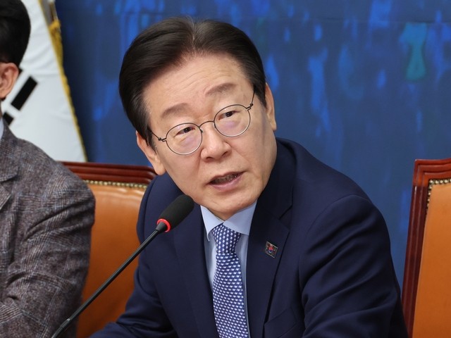 민주당 김병기 원내대표, 상법 개정안 최우선 처리 선언 밝혀