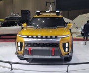 KG모빌리티의 역작 토레스, 픽업트럭·하이브리드로 진화해 반등 노린다