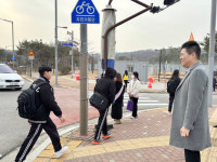 [25일 인천 중구] 김정헌 구청장, 중학교 교통안전 캠페인 실시 등
