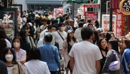 中 단체관광객, 한시적 비자 면제… 내년 6월까지