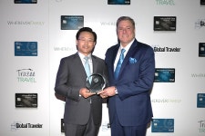 아시아나항공 글로벌 트래블러 선정 최고 기내서비스, 최고 승무원상 수상