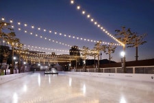 반얀트리 클럽 앤 스파 서울, 오아시스 아이스링크 개장