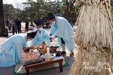 [줌인포토] 정월대보름, 행복과 풍요를 기원하며