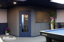 오로지 당구에만 집중할 수 있는 분위기로 승부하는 YB캐롬클럽