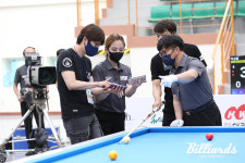 앗, 이런 해프닝이... 브레이크 타임 후 사라진 공...당황한 최성원과 김동수 [경남고성군수배 당구대회]