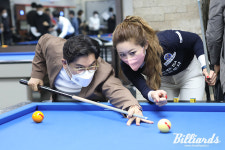 [BM포토] 전적으로 저를 믿으셔야 합니다 레슨 중인 김가영과 김용만 [SK렌터카 당구 프로암]